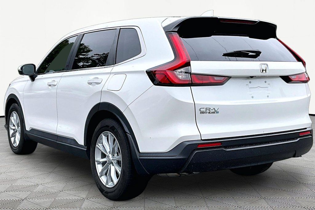 Used 2024 Honda CR-V EX image 4