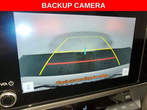 Used 2025 Toyota Camry LE image 16