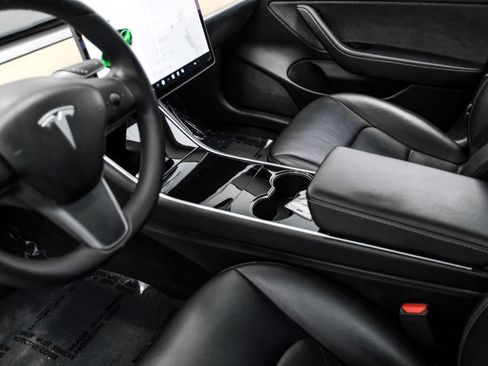 Used 2020 Tesla Model 3 Long Range AWD/4WD image 22