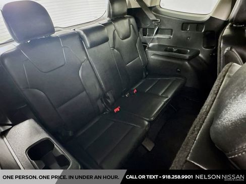 Used 2023 Kia Telluride S FWD image 28