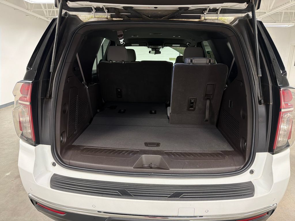 Used 2023 Chevrolet Tahoe LS RWD image 17