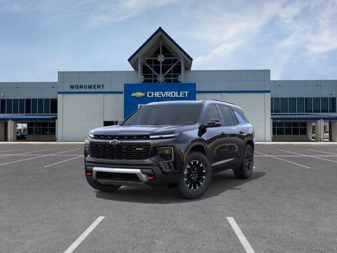 New 2026 Chevrolet Traverse Z71 w/ Enhanced Driving Package AWD/4WD image 8