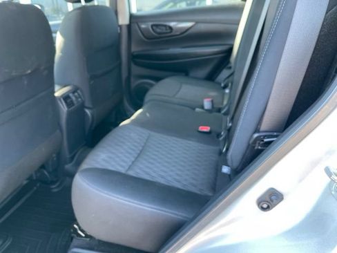 Used 2020 Nissan Rogue S AWD/4WD image 12