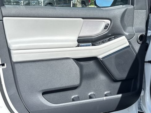 New 2025 Ford Expedition Max Active image 20