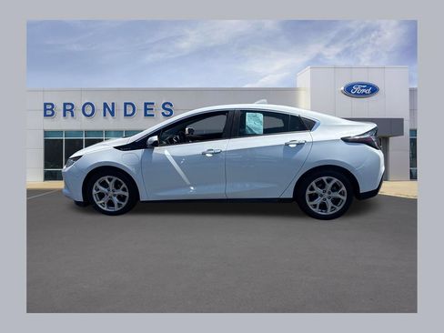 Used 2017 Chevrolet Volt Premier w/ Driver Confidence Package FWD image 1