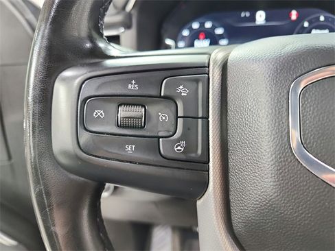 Used 2023 GMC Yukon Denali image 25