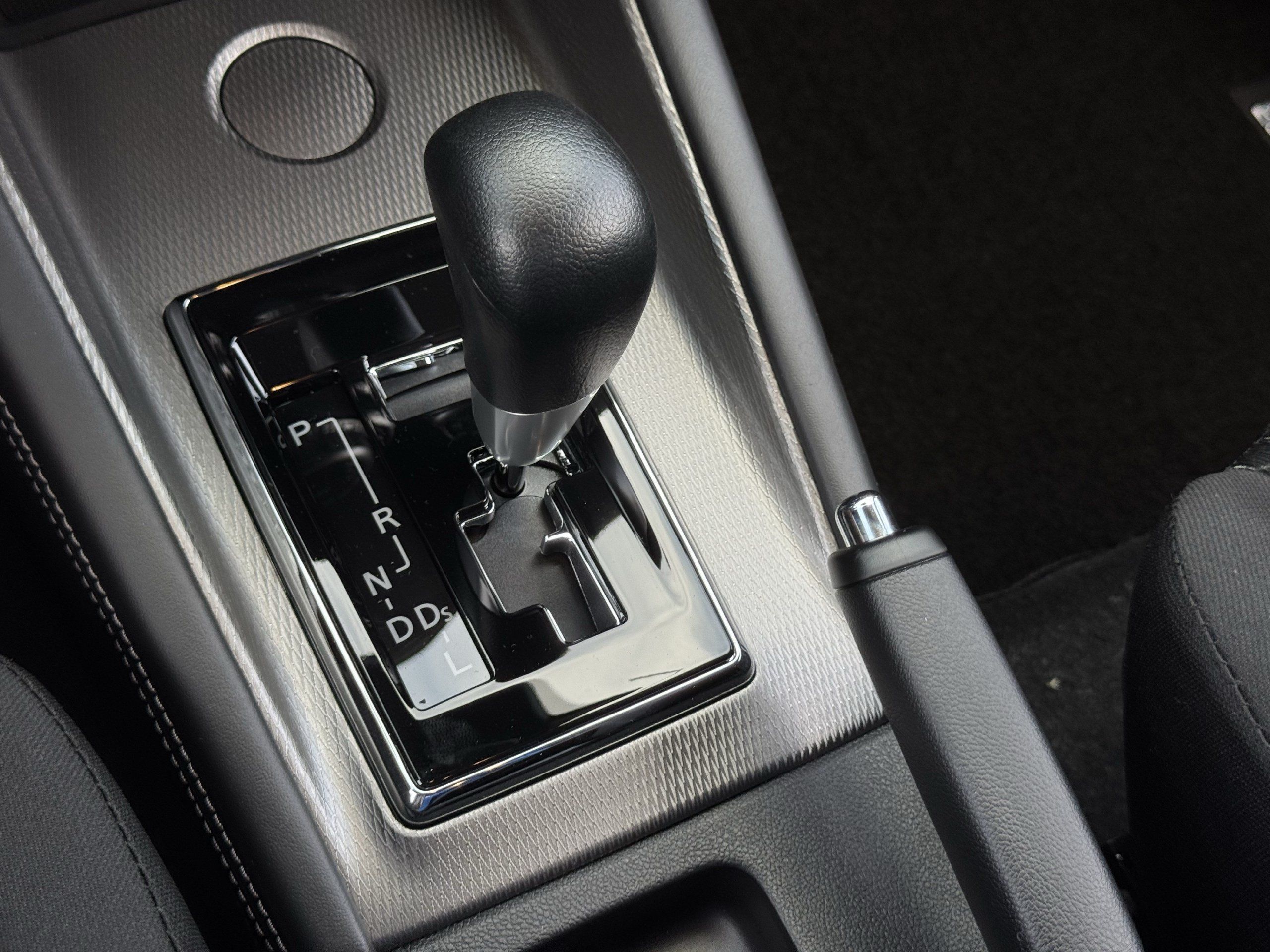 New 2027 Mitsubishi Outlander Sport FWD image 15