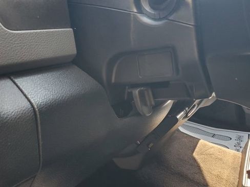Used 2014 RAM 1500 Express AWD/4WD image 16