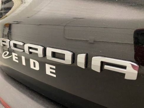 Used 2024 GMC Acadia Elevation image 32