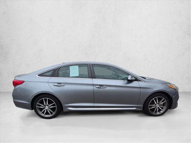 Used 2015 Hyundai Sonata Sport 2.0T FWD image 4