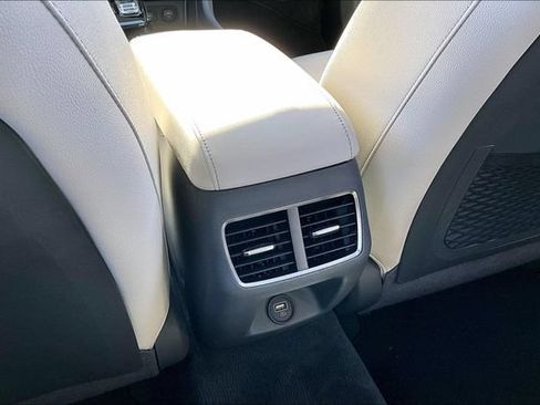 Used 2022 Hyundai Sonata Limited FWD image 10
