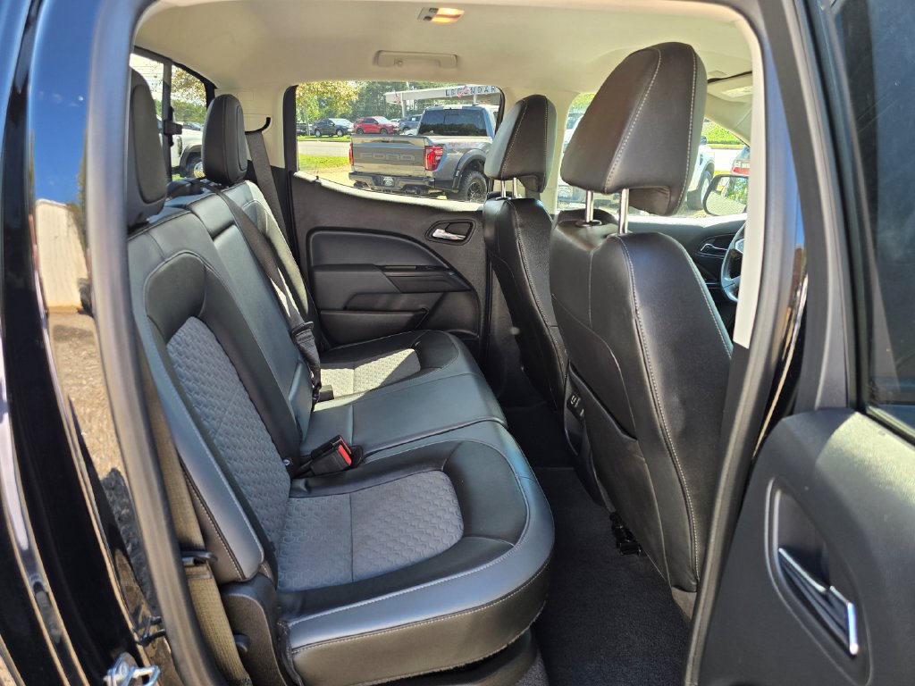 Used 2020 Chevrolet Colorado Z71 AWD/4WD image 11
