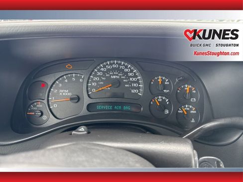 Used 2005 Chevrolet Silverado 2500 LS image 28