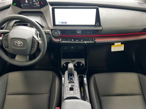 New 2026 Toyota Prius Plug-In Hybrid image 10