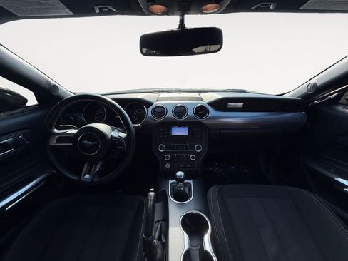 Used 2019 Ford Mustang GT RWD image 11