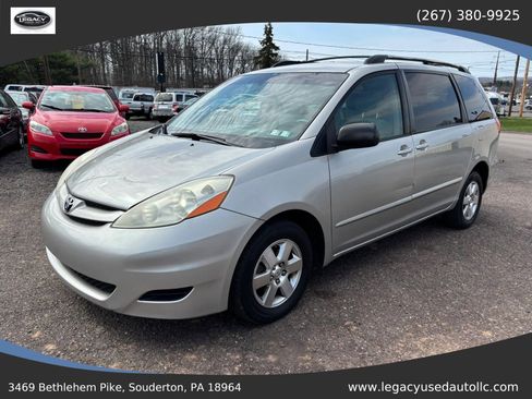 Used 2008 Toyota Sienna LE image 1