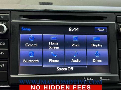 Used 2015 Toyota Tacoma w/ SR5 Package image 27