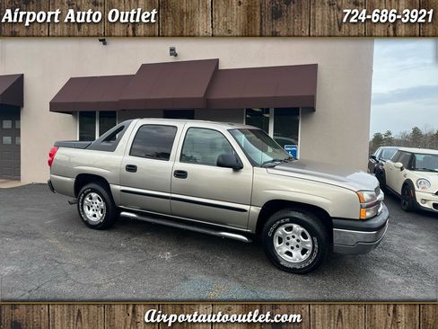Used 2003 Chevrolet Avalanche 2WD image 1