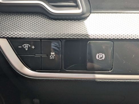 Certified 2023 Kia Sportage LX AWD/4WD image 30