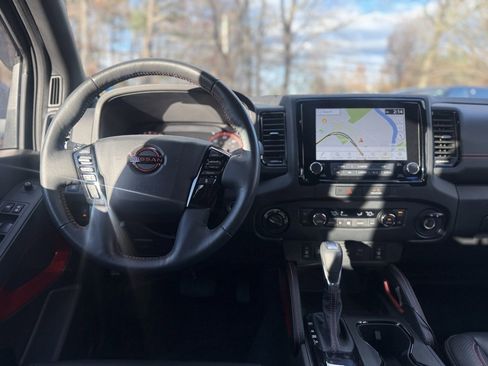Used 2023 Nissan Frontier PRO-4X w/ Pro-4X Premium Package image 21