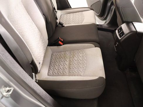 Used 2024 Chevrolet Equinox LT image 14