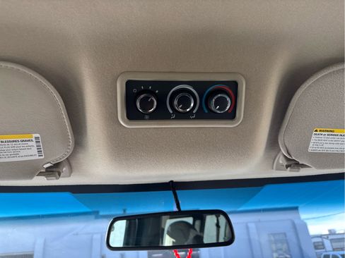 Used 2023 Chevrolet Express 3500 LS image 23