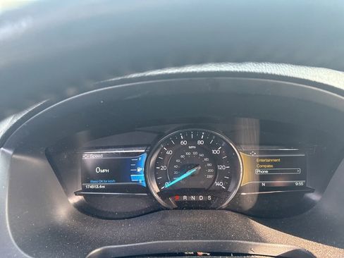 Used 2018 Ford Explorer XLT w/ Equipment Group 201A image 33