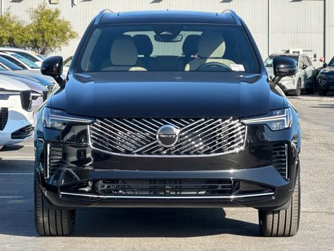 New 2026 Volvo XC90 B5 Core AWD/4WD image 10