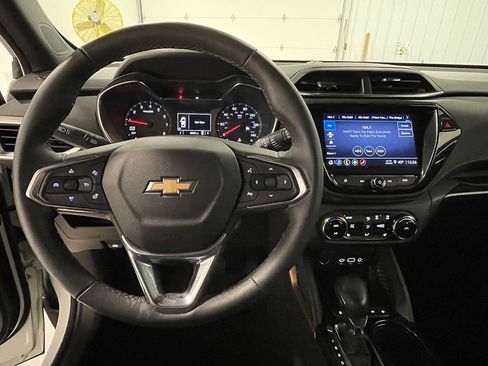Used 2023 Chevrolet TrailBlazer ACTIV w/ Convenience Package image 36