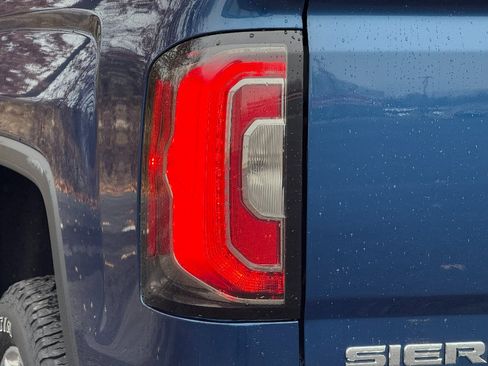 Used 2016 GMC Sierra 1500 SLT w/ SLT Premium Package image 8