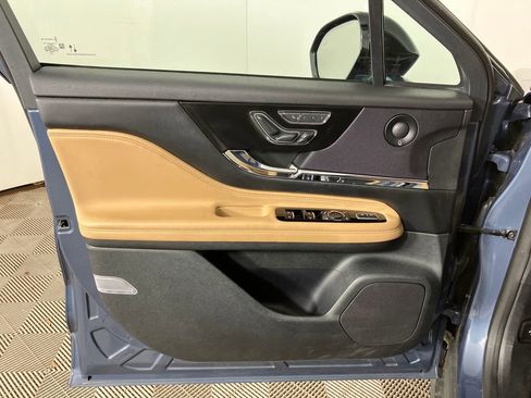 Used 2022 Lincoln Corsair Grand Touring w/ Elements Technology Bundle image 23