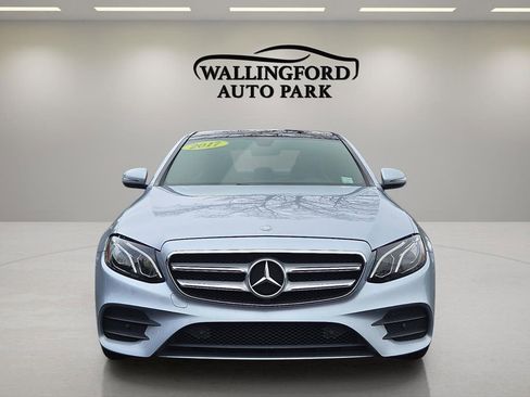 Used 2017 Mercedes-Benz E 300 4MATIC image 2