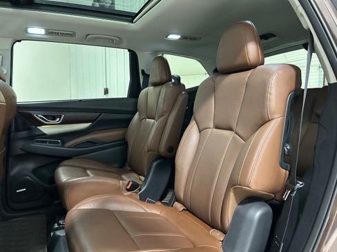 Used 2019 Subaru Ascent Touring AWD/4WD image 31