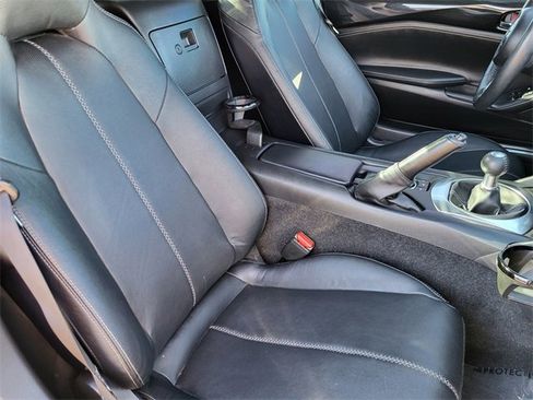 Used 2022 MAZDA MX-5 Miata RF Grand Touring image 16