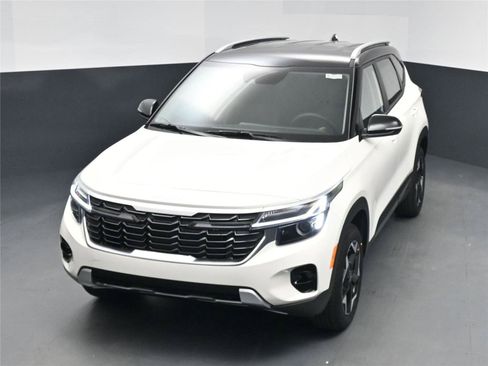 New 2026 Kia Seltos S image 22