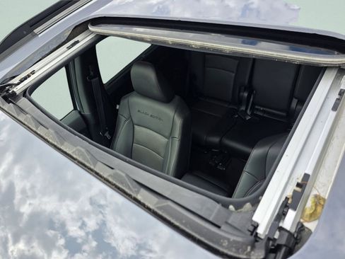 Used 2024 Honda Passport Black Edition image 4