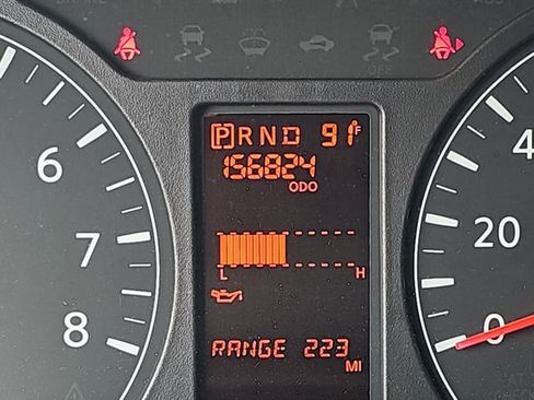 Used 2013 Nissan NV 3500 SL w/ Technology Pkg RWD image 16