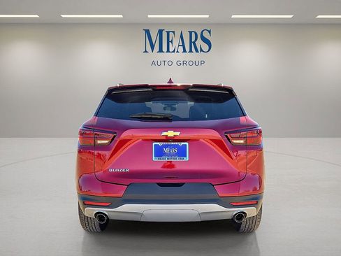 Used 2024 Chevrolet Blazer LT w/ Convenience Package image 4