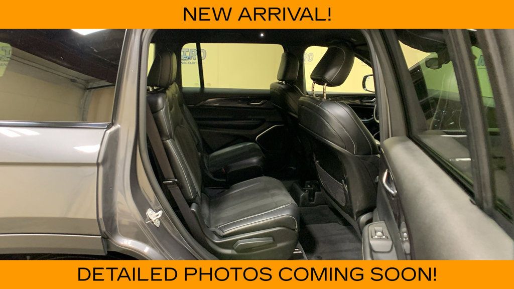 Used 2021 Jeep Grand Cherokee L Laredo AWD/4WD image 14