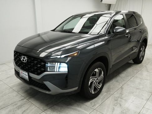 Used 2023 Hyundai Santa Fe SE image 6