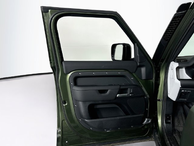 New 2026 Land Rover Defender 110 S AWD/4WD image 11