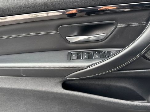 Used 2020 BMW M4 Convertible w/ Competition Package image 10