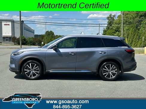 Used 2023 INFINITI QX60 Sensory w/ Cargo Package AWD/4WD image 3