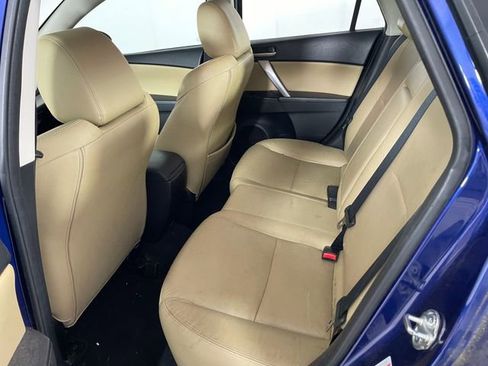 Used 2013 MAZDA MAZDA3 i Grand Touring w/ Tech Pkg image 14