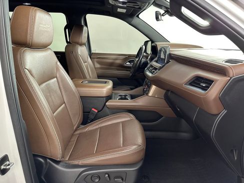 Used 2022 Chevrolet Suburban High Country w/ Max Trailering Package AWD/4WD image 22