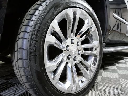 Used 2019 Cadillac Escalade Premium Luxury w/ LPO, Escalade Noir Package RWD image 8