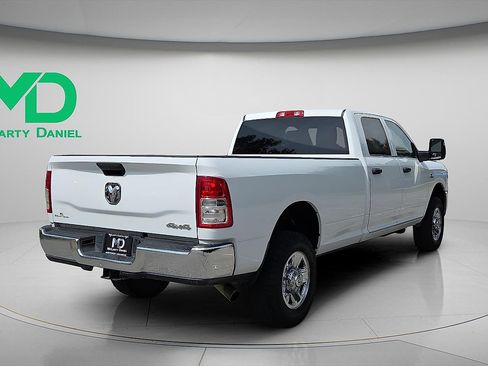Used 2023 RAM 2500 Tradesman w/ Chrome Appearance Group AWD/4WD image 5