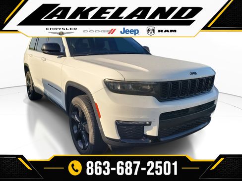 Used 2023 Jeep Grand Cherokee L Limited w/ Black Appearance Package RWD image 1