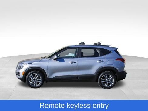 Used 2023 Kia Seltos S image 5