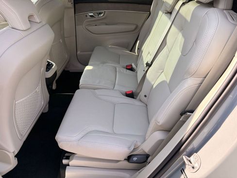 New 2026 Volvo XC90 B6 Ultra w/ Protection Package image 14